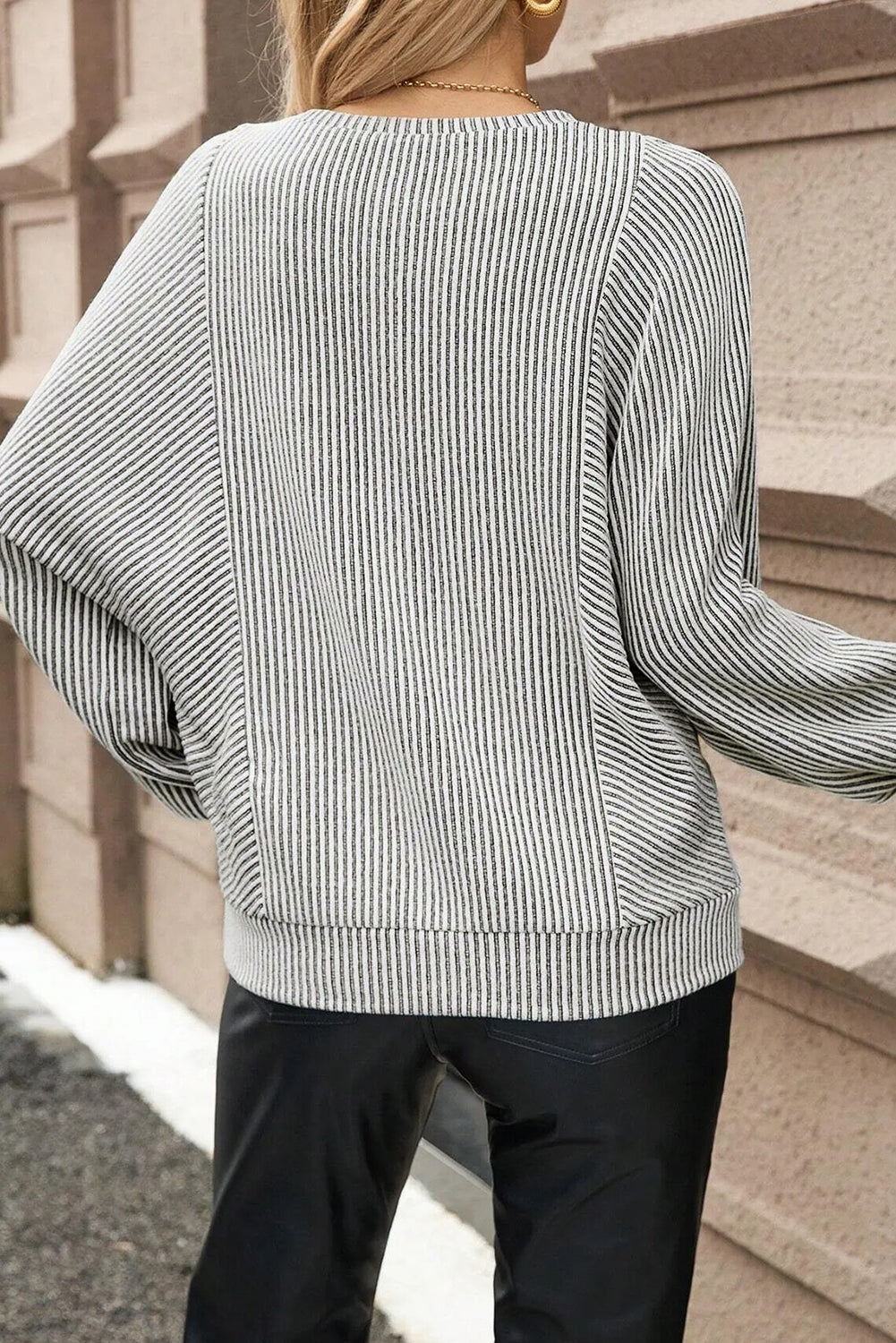 Gray Ribbed Lantern-Sleeve Knit Top