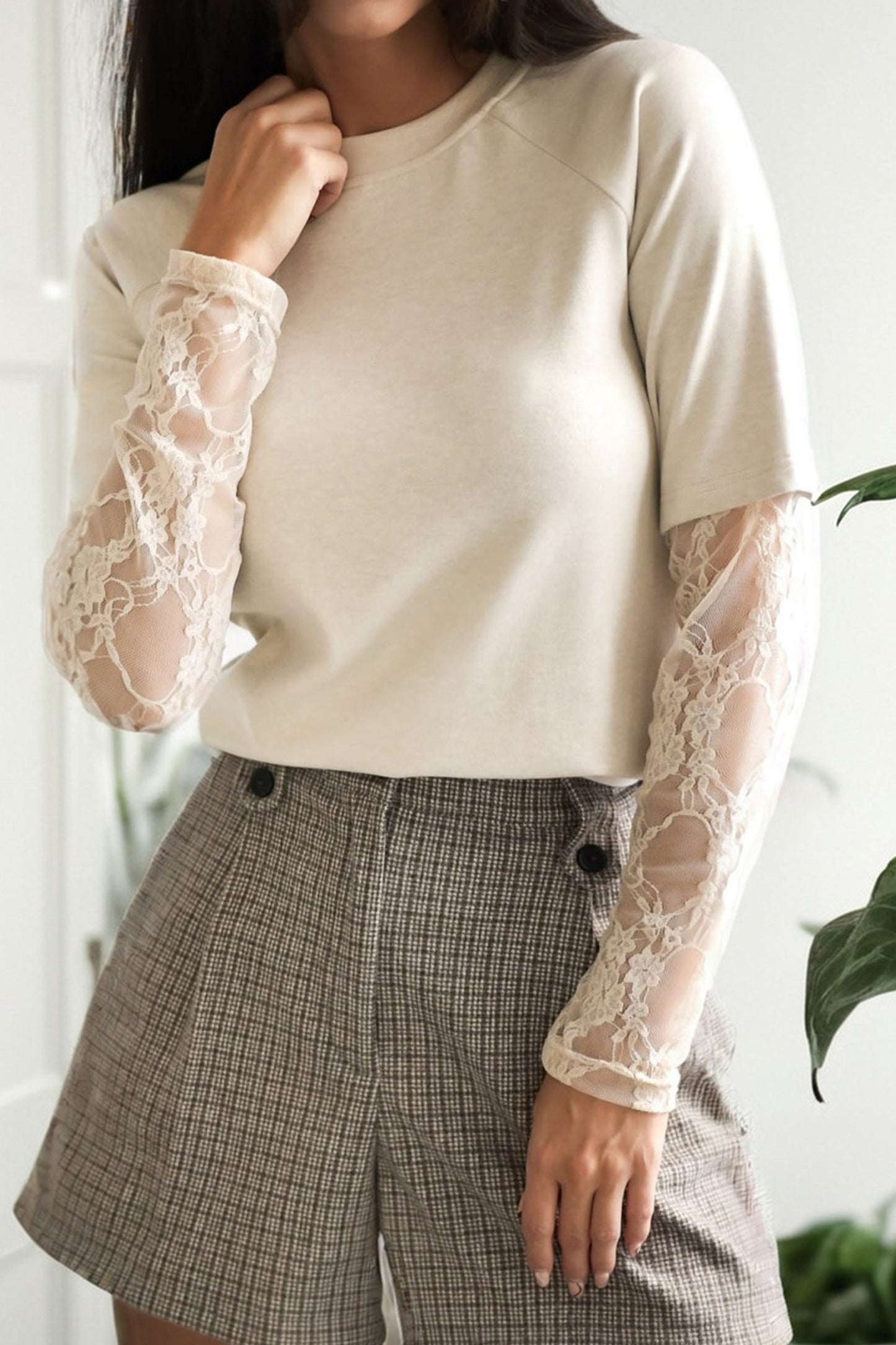 Jet Stream Floral-Lace Sleeve Long-Sleeve T-Shirt