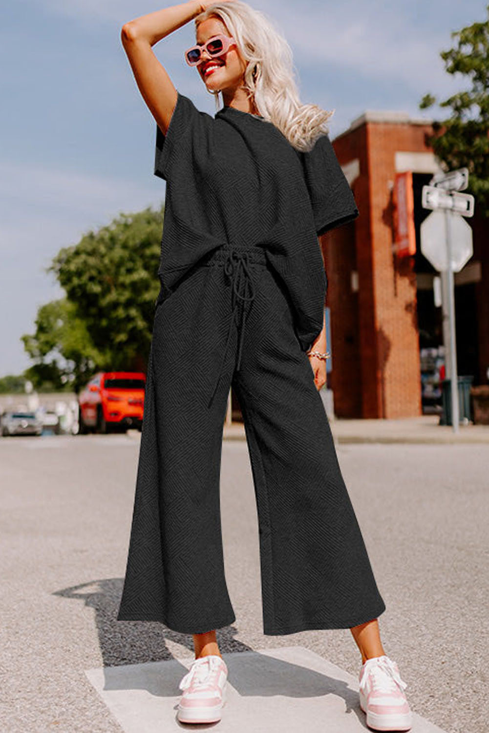 Gray Textured T-Shirt and Pants Set