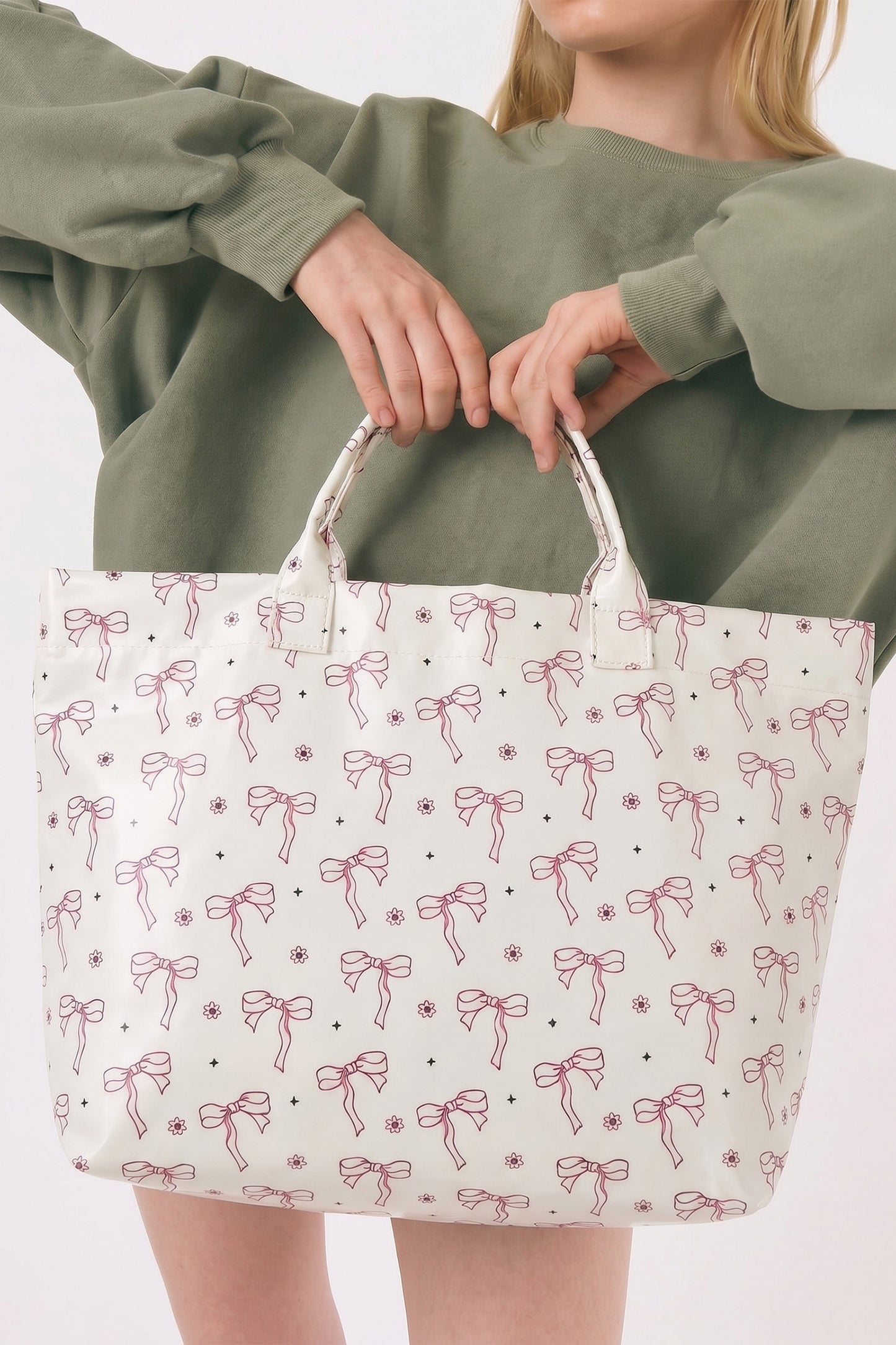 White Bow-Print Tote Bag
